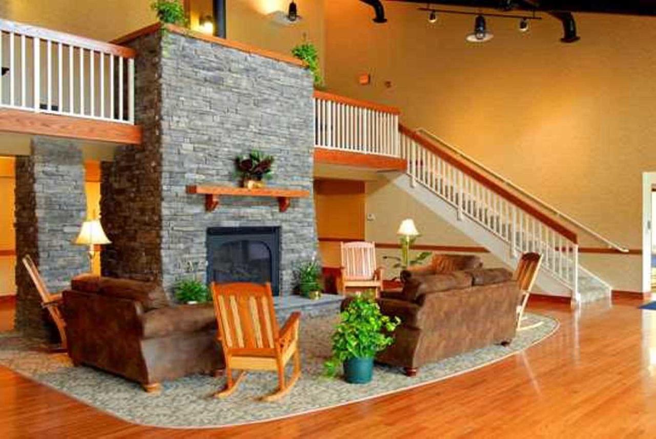 Chief Logan Lodge Hotel & Conference Экстерьер фото